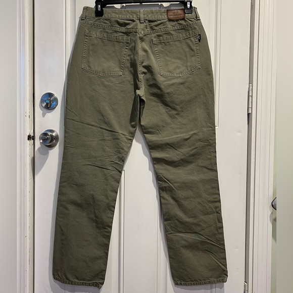 Vineyard Vines men’s pants Size: 34/32 Color: Green - Picture 3 of 4